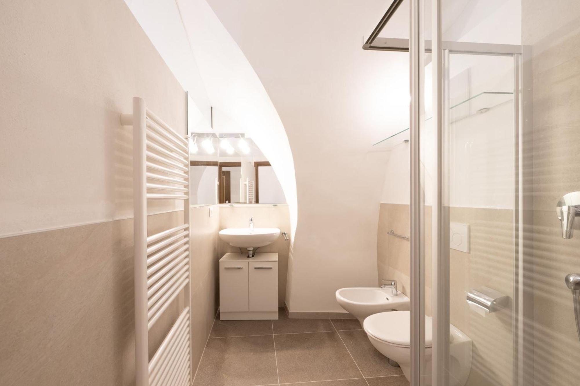 Apartments Schloss Paschbach Аппиано-Сулла-Страда-дель-Вино Экстерьер фото