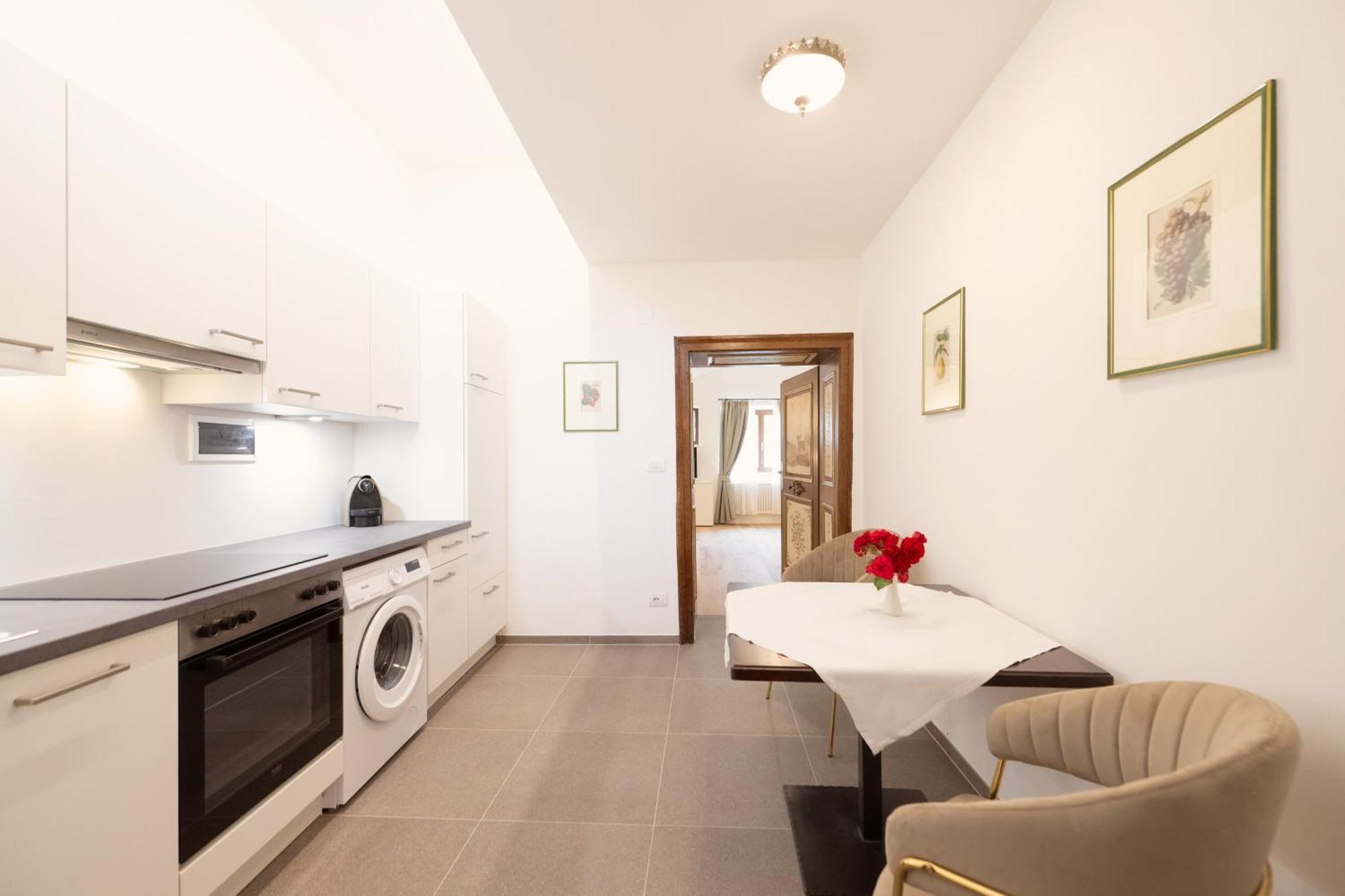 Apartments Schloss Paschbach Аппиано-Сулла-Страда-дель-Вино Экстерьер фото