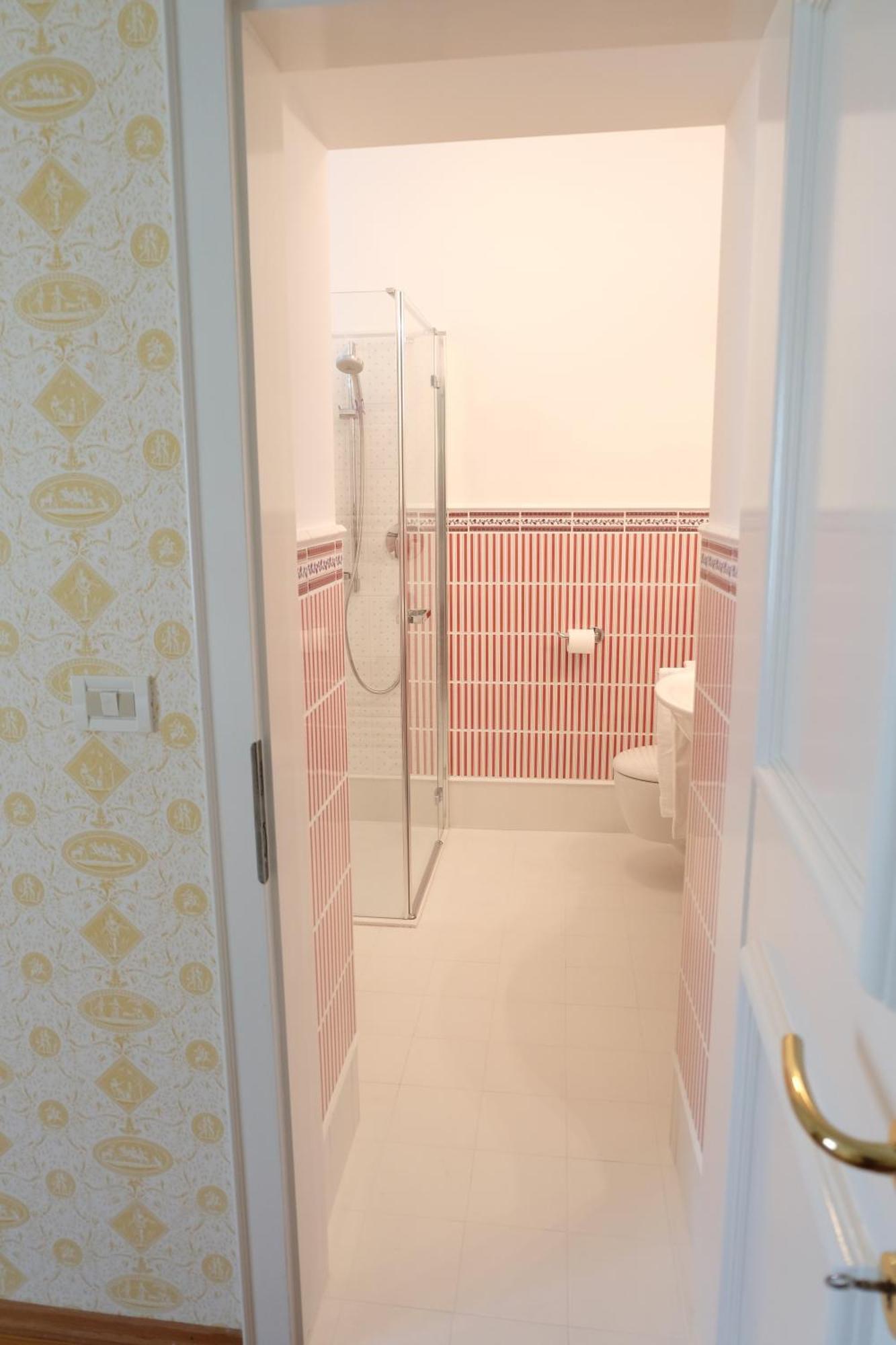 Apartments Schloss Paschbach Аппиано-Сулла-Страда-дель-Вино Экстерьер фото