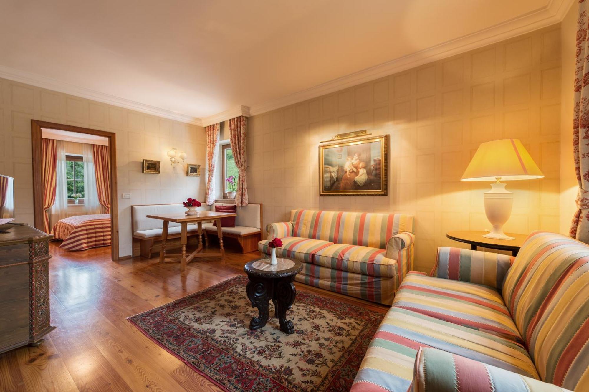 Apartments Schloss Paschbach Аппиано-Сулла-Страда-дель-Вино Экстерьер фото