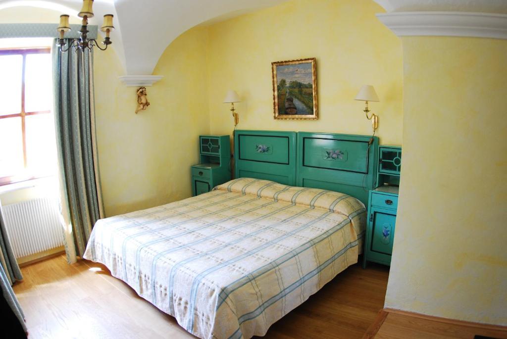 Apartments Schloss Paschbach Аппиано-Сулла-Страда-дель-Вино Номер фото