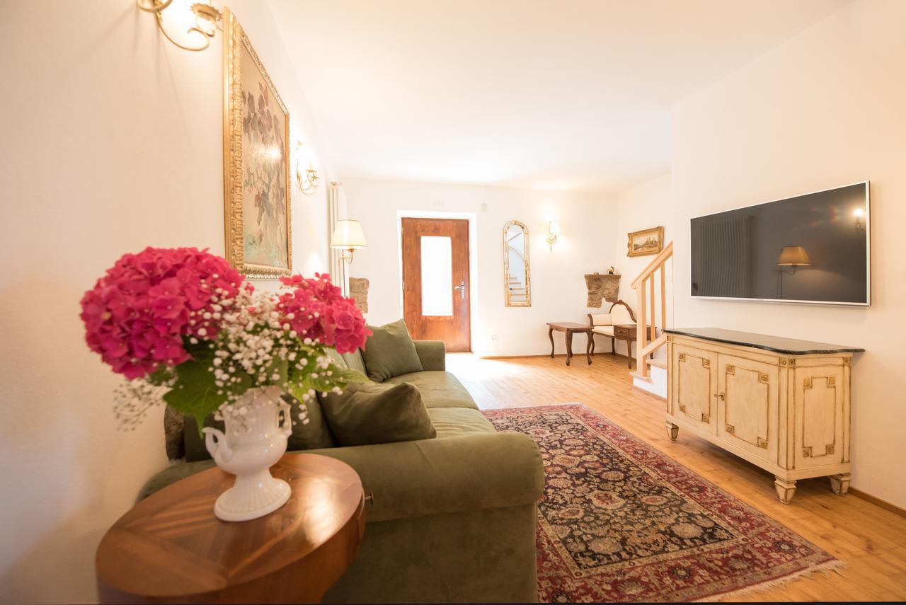 Apartments Schloss Paschbach Аппиано-Сулла-Страда-дель-Вино Экстерьер фото